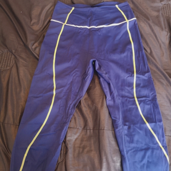 *2/50* NWOT Loch Ness leggings M - Picture 1 of 4